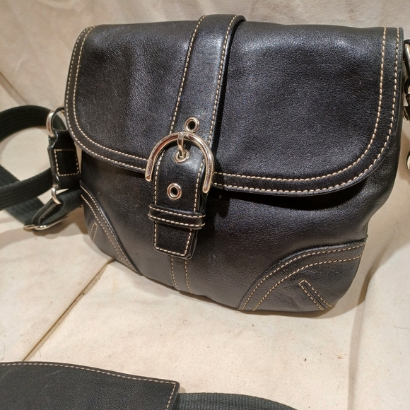 Coach crossbody - Picture 4 of 12